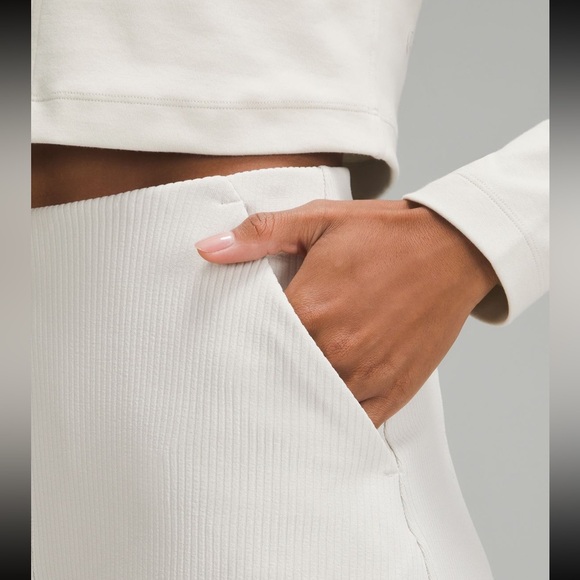 Lululemon ribbed shorts - Picture 5 of 5